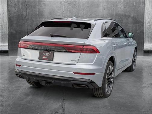 2025 Audi Q8 55 Premium Plus