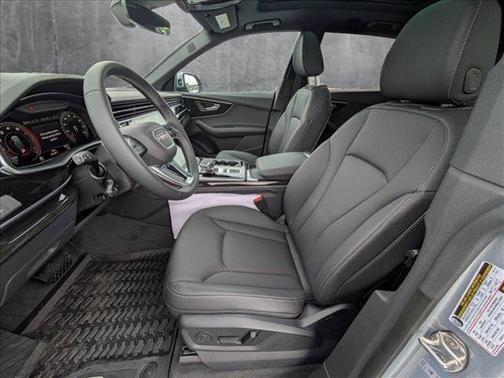 2025 Audi Q8 55 Premium Plus