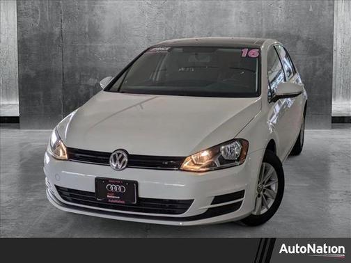 2016 Volkswagen Golf TSI S 4-Door