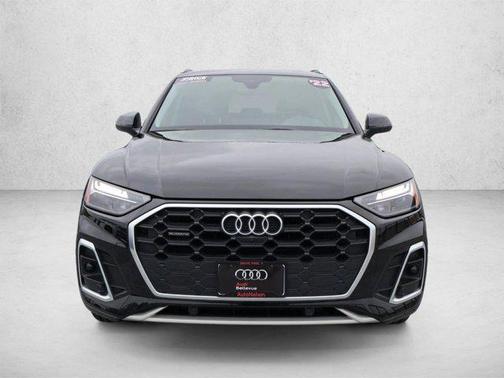Mythos Black Metallic 2022 Audi Q5 45 S line Premium Plus