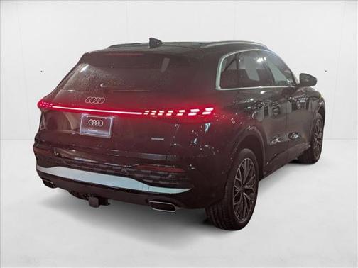 2025 Audi Q5 Premium Plus