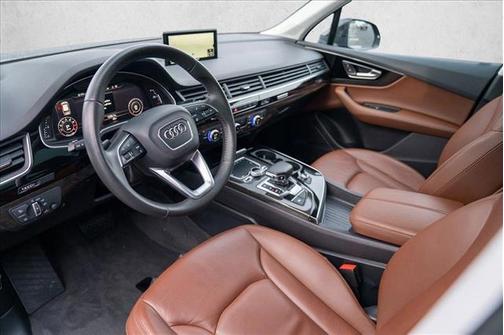 2019 Audi Q7 55 Premium Plus