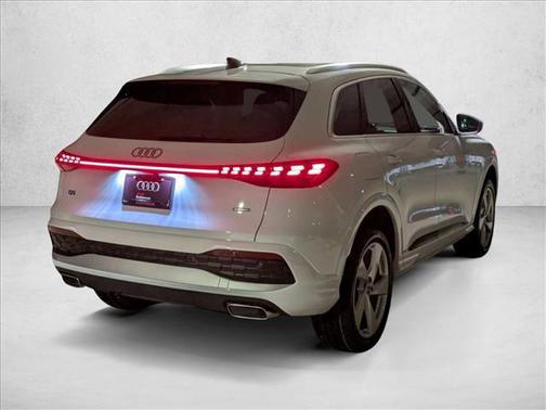 2025 Audi Q5 Premium Plus TFSI quattro S tronic