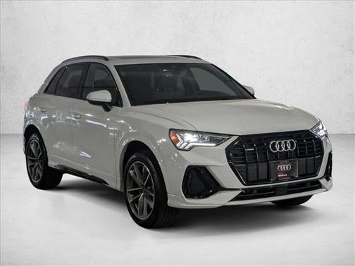 2024 Audi Q3 45 S line Premium Plus