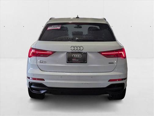 2024 Audi Q3 45 S line Premium Plus