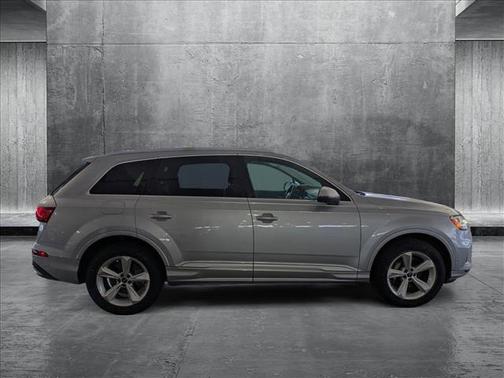 2022 Audi Q7 55 Premium
