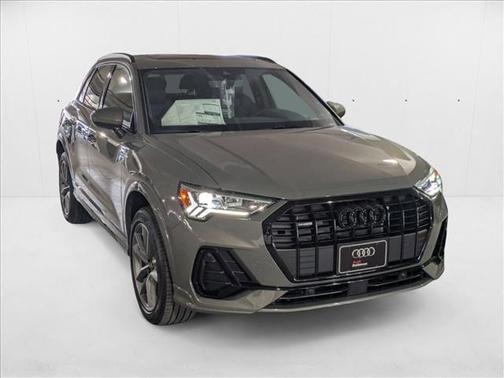 2025 Audi Q3 Premium 45 TFSI S line quattro Tiptronic