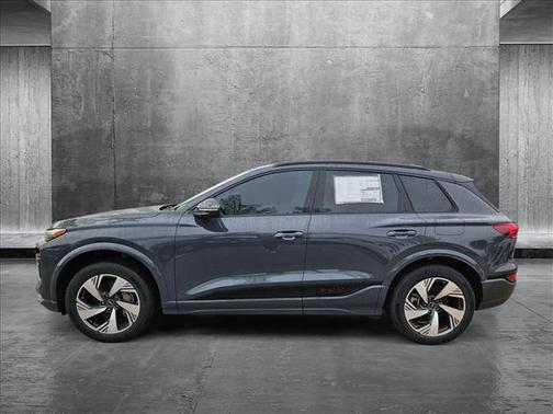 2025 Audi Q6 e-tron Premium Plus quattro