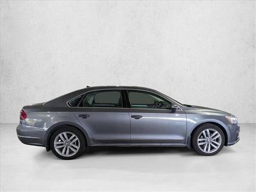 2017 Volkswagen Passat 1.8T SEL Premium