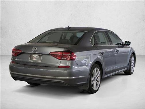 2017 Volkswagen Passat 1.8T SEL Premium