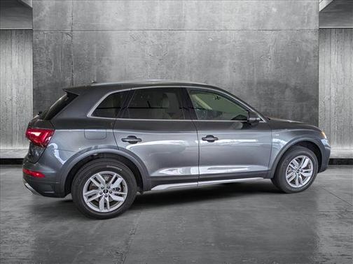 2022 Audi Q5 45 S line Premium