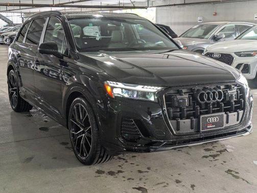 2025 Audi Q7 55 Prestige