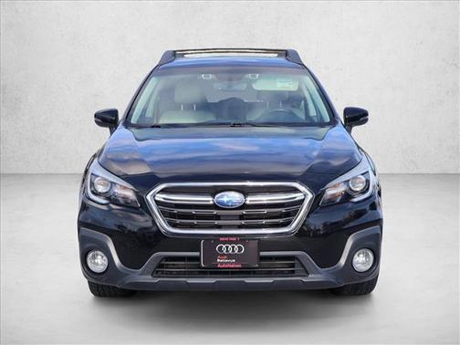 Crystal Black Silica 2019 Subaru Outback 3.6R Limited