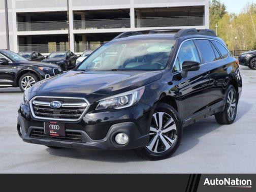 Crystal Black Silica 2019 Subaru Outback 3.6R Limited