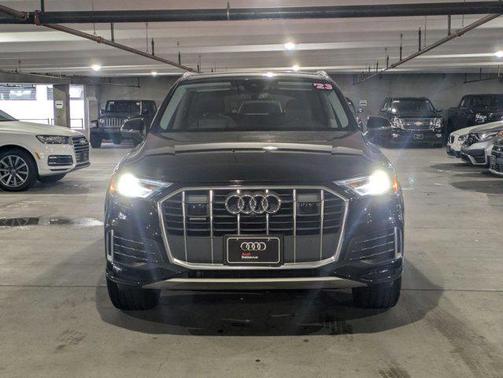 2023 Audi Q7 45 Premium