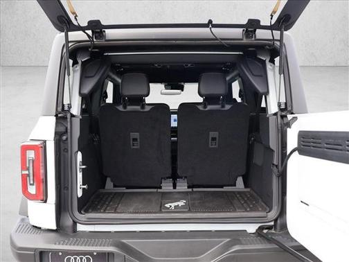 Oxford White 2022 Ford Bronco Badlands