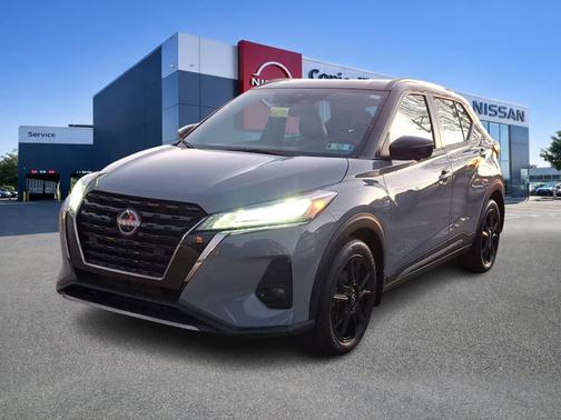 2023 Nissan Kicks SR