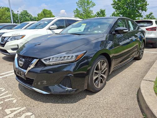 2023 Nissan Maxima SV