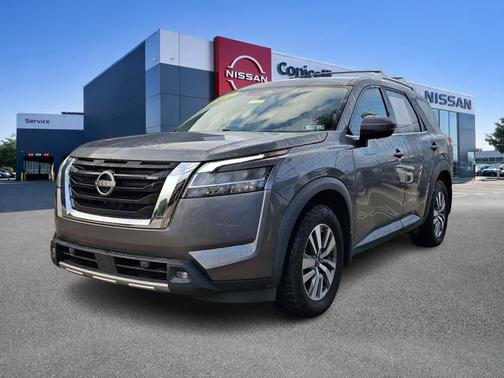 Gun Metallic 2022 Nissan Pathfinder SL