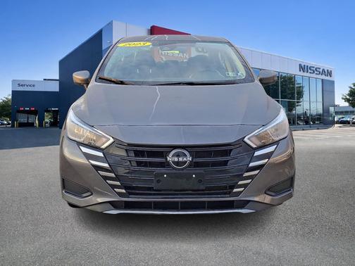 2023 Nissan Versa 1.6 SV