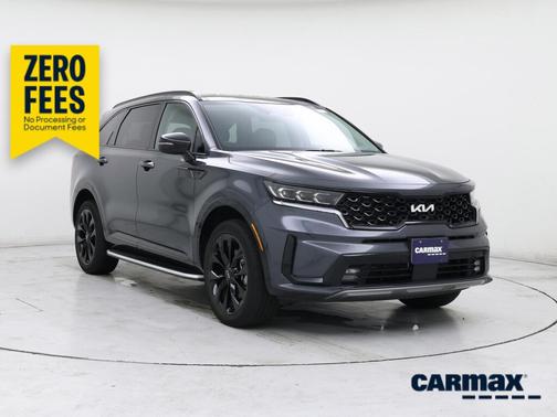 Gray 2023 Kia Sorento SX