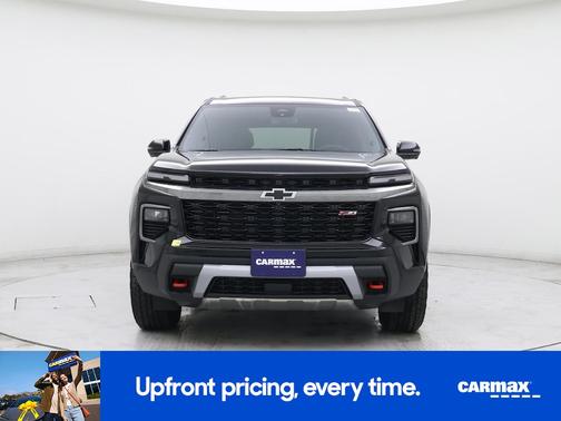 Black 2025 Chevrolet Traverse Z71