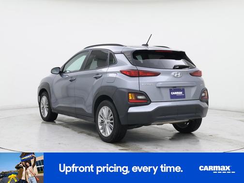 Gray 2020 Hyundai KONA SEL