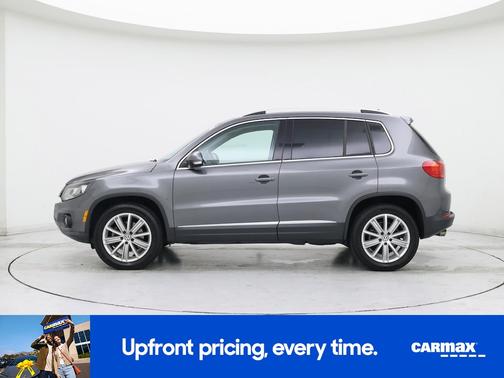 Silver 2016 Volkswagen Tiguan SE