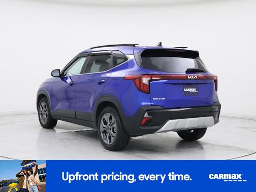 Blue 2024 Kia Seltos S