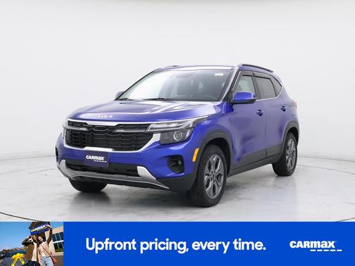 Blue 2024 Kia Seltos S
