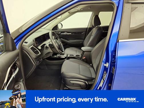 Blue 2024 Kia Seltos S