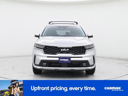 Silver 2023 Kia Sorento Hybrid EX