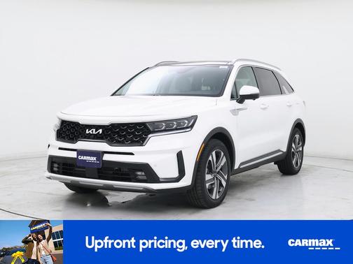 White 2023 Kia Sorento Hybrid SX Prestige