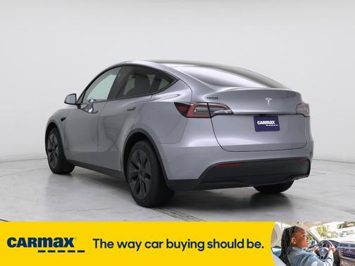 2025 Tesla Model Y Long Range