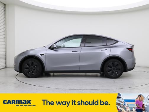 2025 Tesla Model Y Long Range