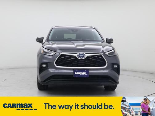 2023 Toyota Highlander Hybrid XLE