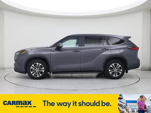 2023 Toyota Highlander Hybrid XLE