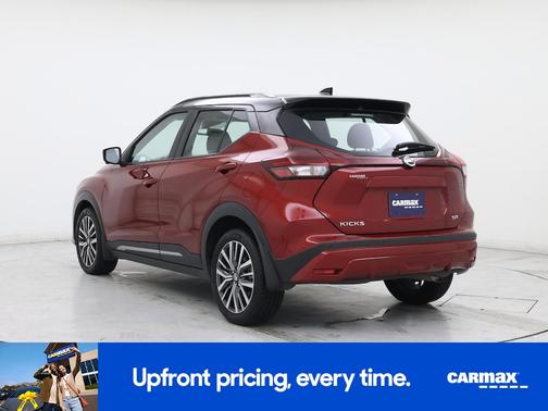 2021 Nissan Kicks SR