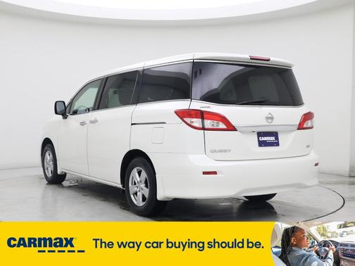 2015 Nissan Quest SV