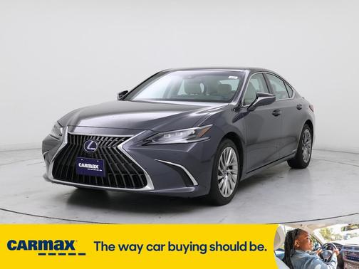 2022 Lexus ES 300h Luxury