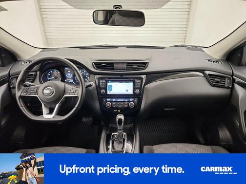 2017 Nissan Rogue Sport SV