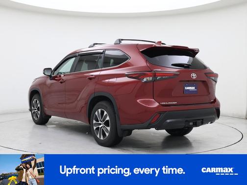 2025 Toyota Highlander Hybrid XLE