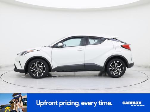 Pearl 2018 Toyota C-HR XLE Premium