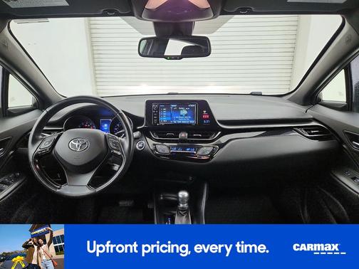 Pearl 2018 Toyota C-HR XLE Premium