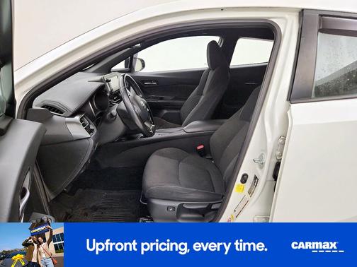 Pearl 2018 Toyota C-HR XLE Premium