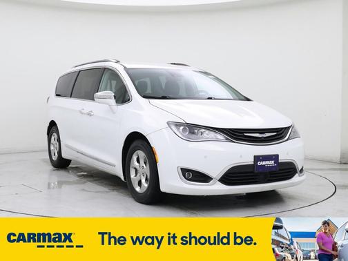 2018 Chrysler Pacifica Hybrid Limited