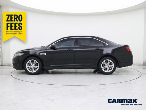 Black 2016 Ford Taurus SE