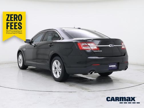 Black 2016 Ford Taurus SE