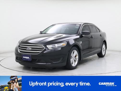 Black 2016 Ford Taurus SE