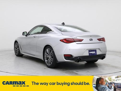 2017 INFINITI Q60 Premium